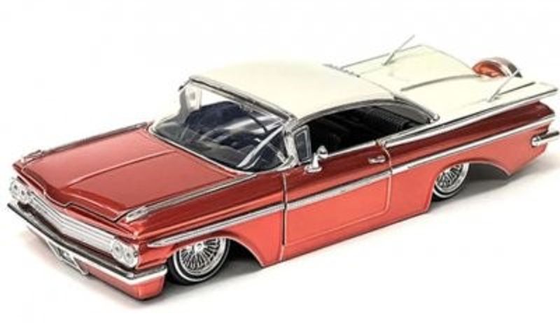 Chevrolet Impala 1959 low rider copper/vit - skala 1:24