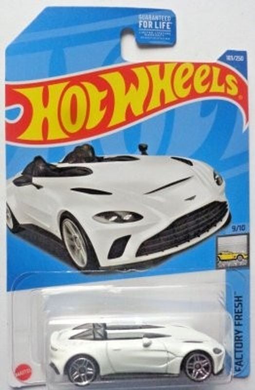 Aston Martin V12 Speester vit - Hot Wheels 1:64