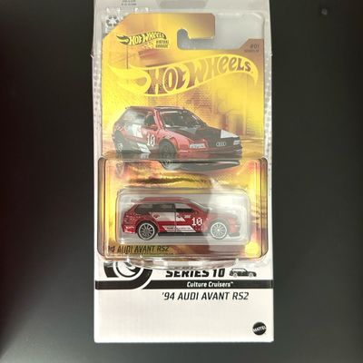 Audi RS 2 Avant 1994 - Hot Wheels 1:64 NFTH Garage