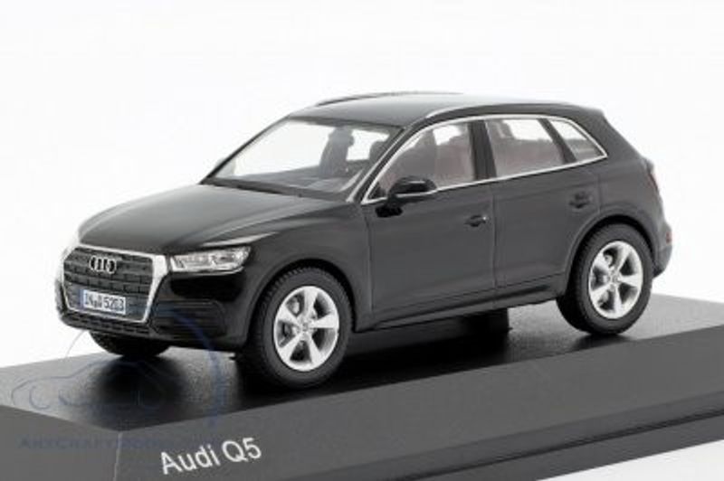 Audi Q5 2016 svart - skala 1:43