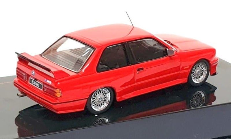 BMW M3 Sport Evolution 1990 - skala 1:43