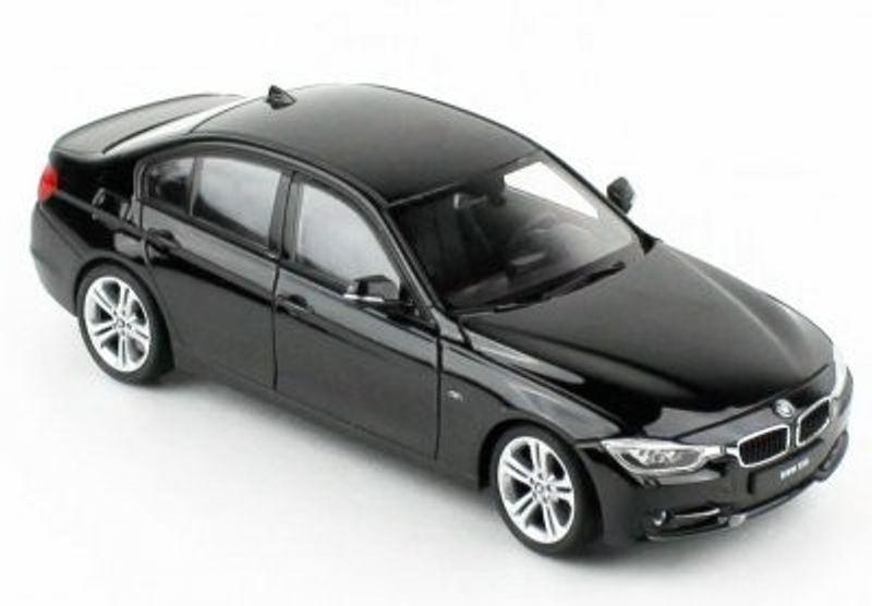 BMW 335i 2014 svart - Skala 1:24