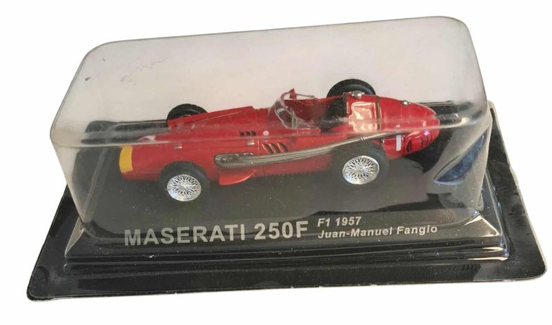 F1 Maserati 1957 Juan-Manuel Fangio - skala 1:43