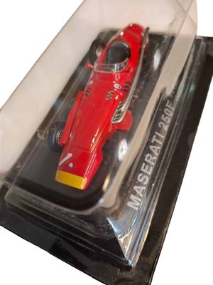 F1 Maserati 1957 Juan-Manuel Fangio - skala 1:43