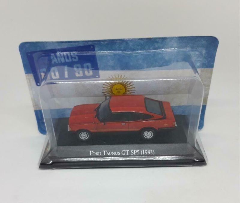 Ford Taunus GT SP5 1983 röd - skala 1:43