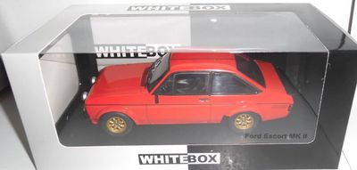 Ford Escort Mk 2 RS 2000 röd 1977 - skala 1:24