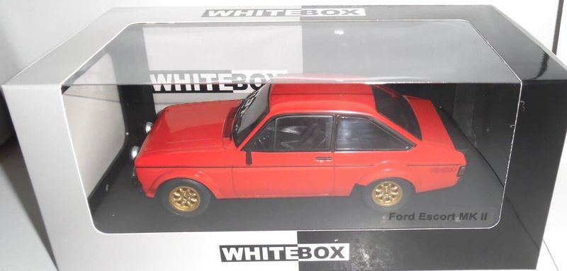 Ford Escort Mk 2 RS 2000 röd 1977 - skala 1:24