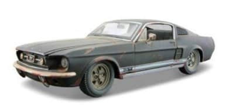Ford Mustang GT 1967 old friends - skala 1:24
