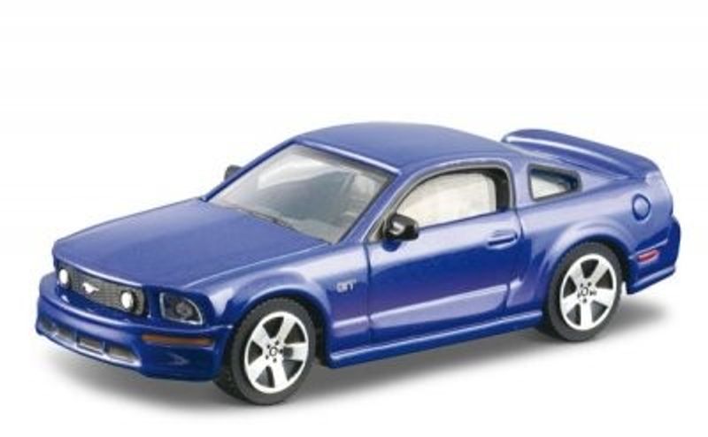 Ford Mustang GT 2006 blå - skala 1:43