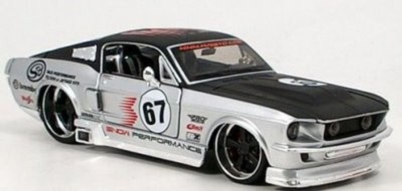 Ford Mustang GT no 67 - 1967 - skala 1:24