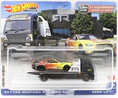Ford Mustang RTR Spec 5 2023 & Aero Lift - Hot Wheels 1:64