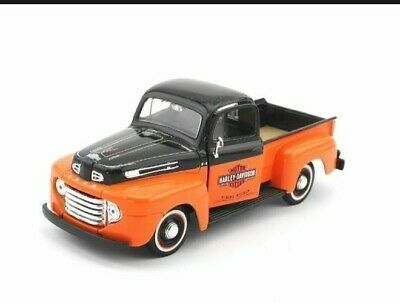 Ford F1 PickUp 1948 Harley D. - skala 1:24