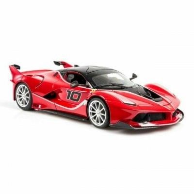 Ferrari FXX-K no 10 röd 2015 - skala 1:18