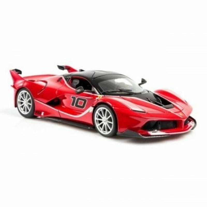 Ferrari FXX-K no 10 röd 2015 - skala 1:18