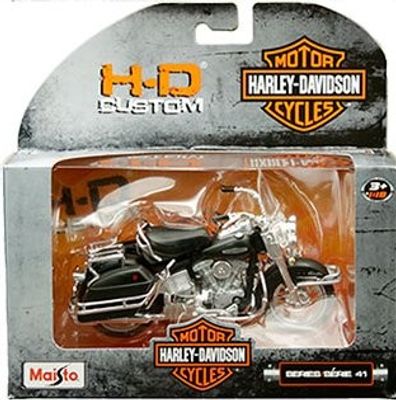 Harley Davidson FLH Electra Glide 1966 - skala 1:24