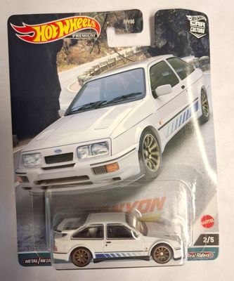 Ford Sierra Cosworth 1987 - Hot Wheels Canyon Warriors 1:64 (skadad förpackning)