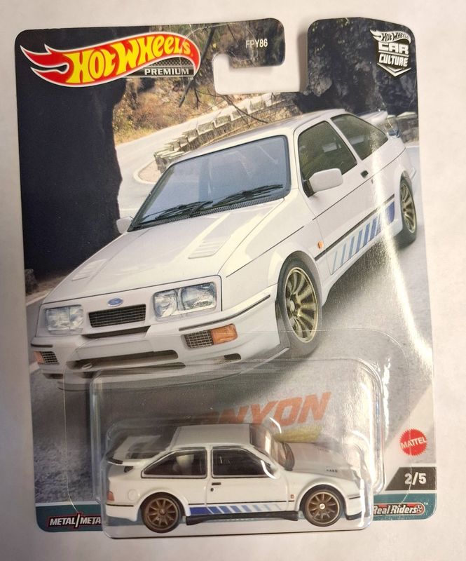 Ford Sierra Cosworth 1987 - Hot Wheels Canyon Warriors 1:64 (skadad förpackning)