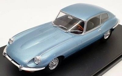 Jaguar E-Type 1968-71 metallic blå - skala 1:24