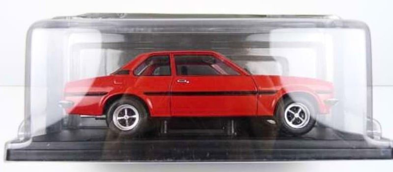 Opel Ascona B röd - skala 1:24