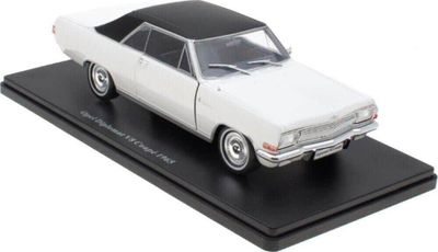 Opel Diplomat V8 Coupe 1965 vit - skala 1:24