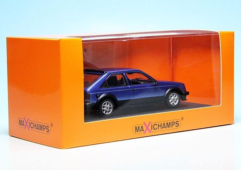 Opel Kadett D SR 1982 blå - skala 1:43