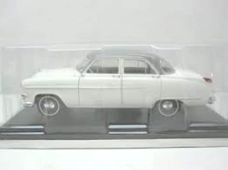 Opel Kapitän 1954 vit - skala 1:24