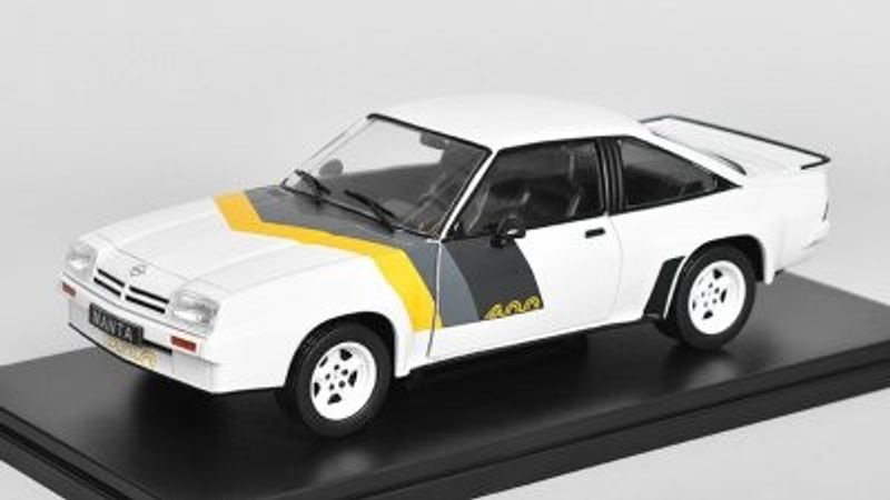 Opel Manta B 400 vit - skala 1:24
