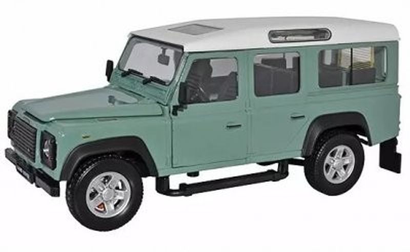 Land Rover Defender 110 LWB grön - skala 1:24