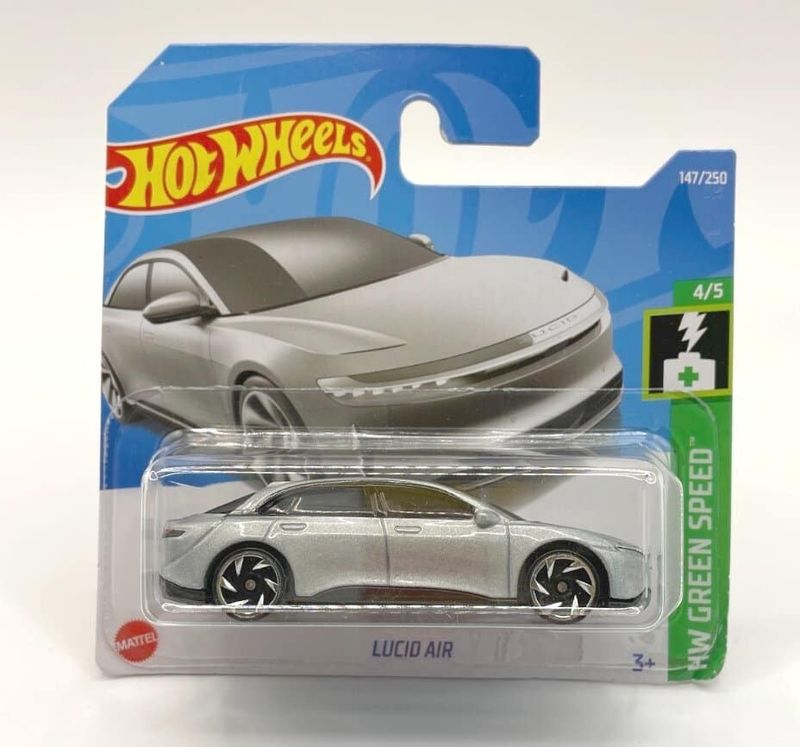 Lucid Air silver - Hot Wheels 1:64 (short card)