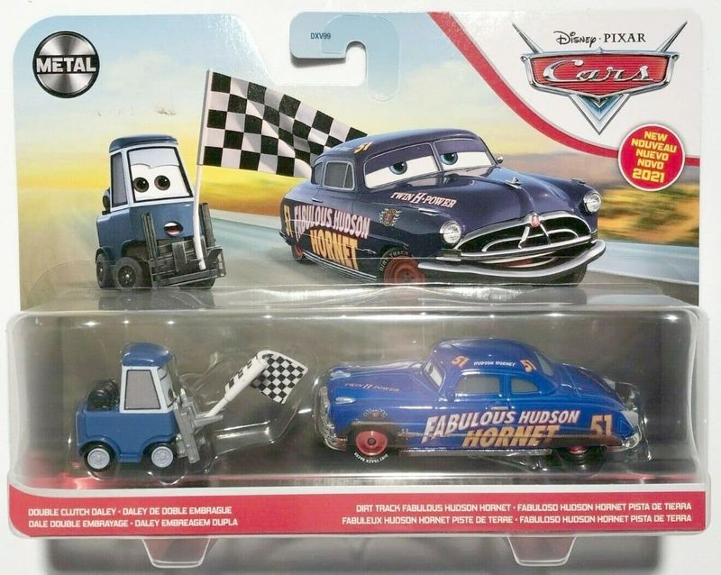 Doc Hudson, depå truck med målflagga - Disney Bilar 3