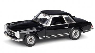Mercedes Benz 230SL svart - skala 1:24