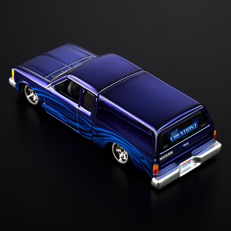 Nissan 720 King Cab custom - Hot Wheels RLC 1:64
