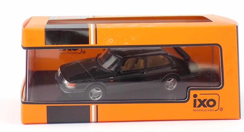 Saab 900 Turbo 1988 svart - skala 1:43