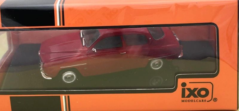 Saab 96 V4 1965 röd - skala 1:43