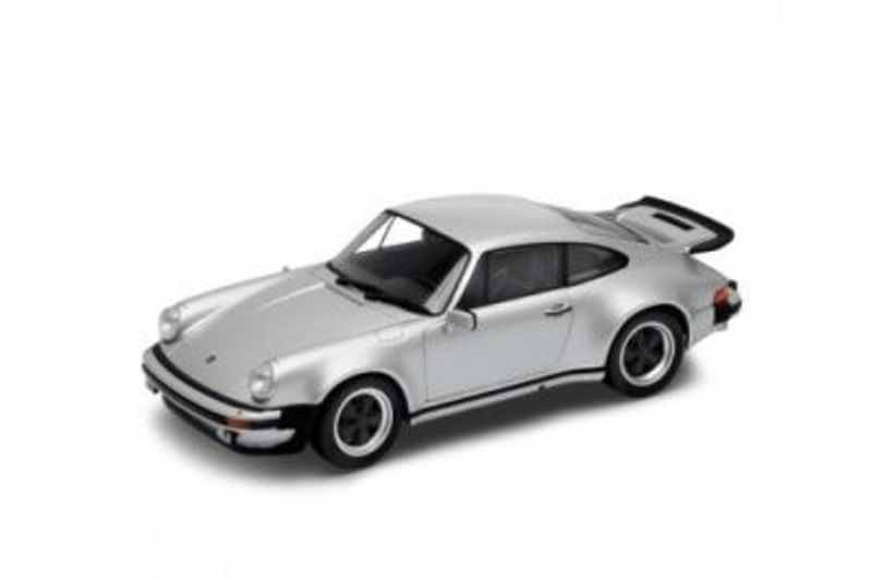 Porsche 911 Turbo 3.0 1974 - silver - skala 1:24