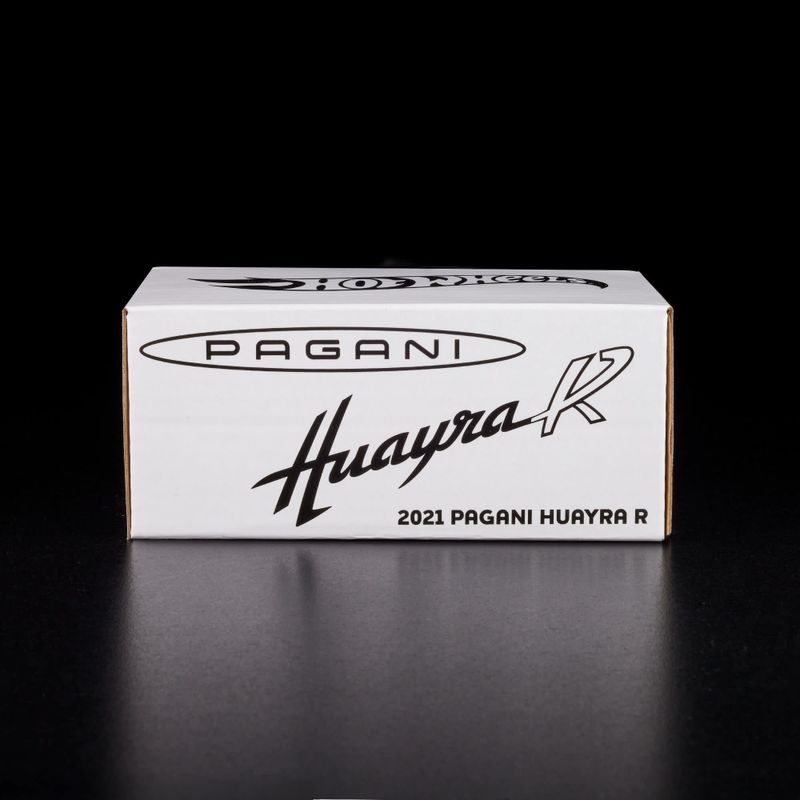 Pagani Huayra R - Hot Wheels RLC Exclusive 1:64