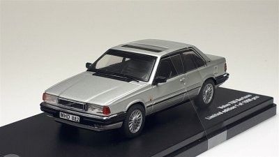 Volvo 780 Bertone 1987 silver - skala 1:43