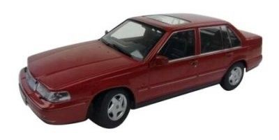 Volvo 960 1996 röd metallic - skala 1:18
