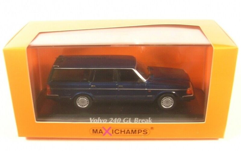 Volvo 240 GL Kombi 1986 blå - skala 1:43