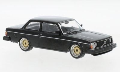 Volvo 242 Custom 1980 svart - skala 1:43