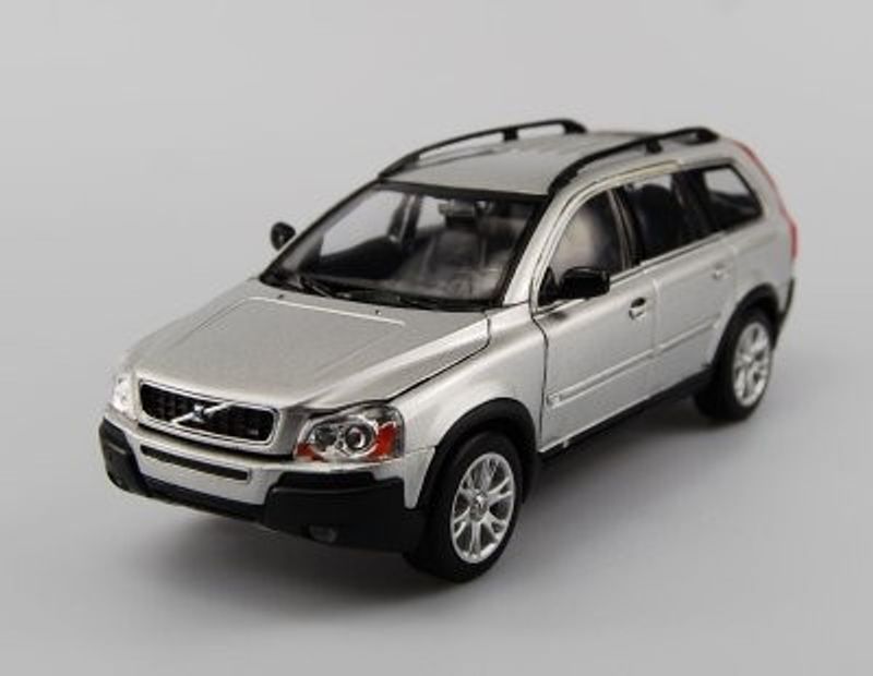 Volvo XC90 - silver - skala 1:24