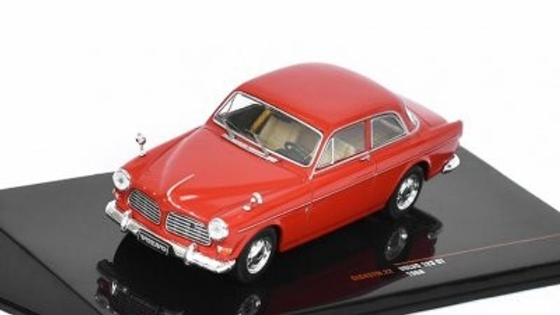 Volvo Amazon 123 GT 1968 röd - skala 1:43