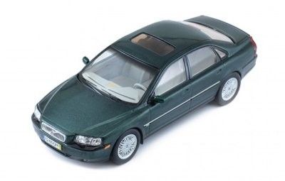 Volvo S80 1999 met. grön - skala 1:43