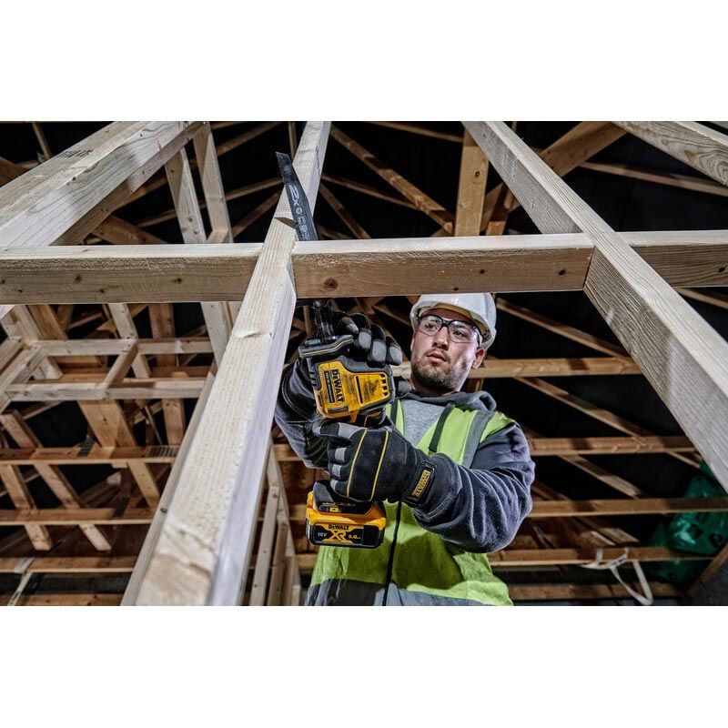 DeWalt DCS369NT Tigersåg  18V XR (utan batterier)