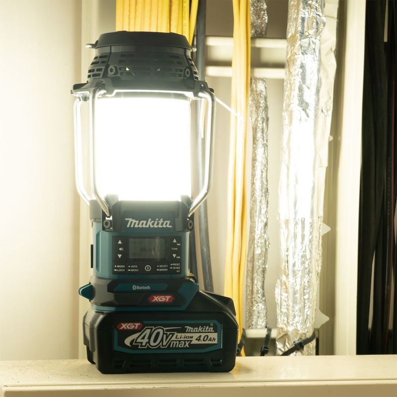 Makita Lampa / Radio XGT MR009G 40V (utan batterier)