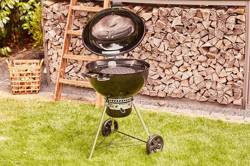 Weber E-5775 Master-Touch GBS Premium Kolgrill Ø57 cm med rostfritt grillgaller