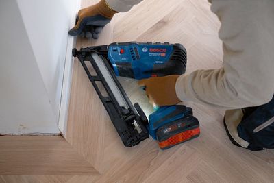 Bosch GNH 18V-64 MD Dyckertpistol 18V 1,6mm 34° L-BOXX (utan batterier)