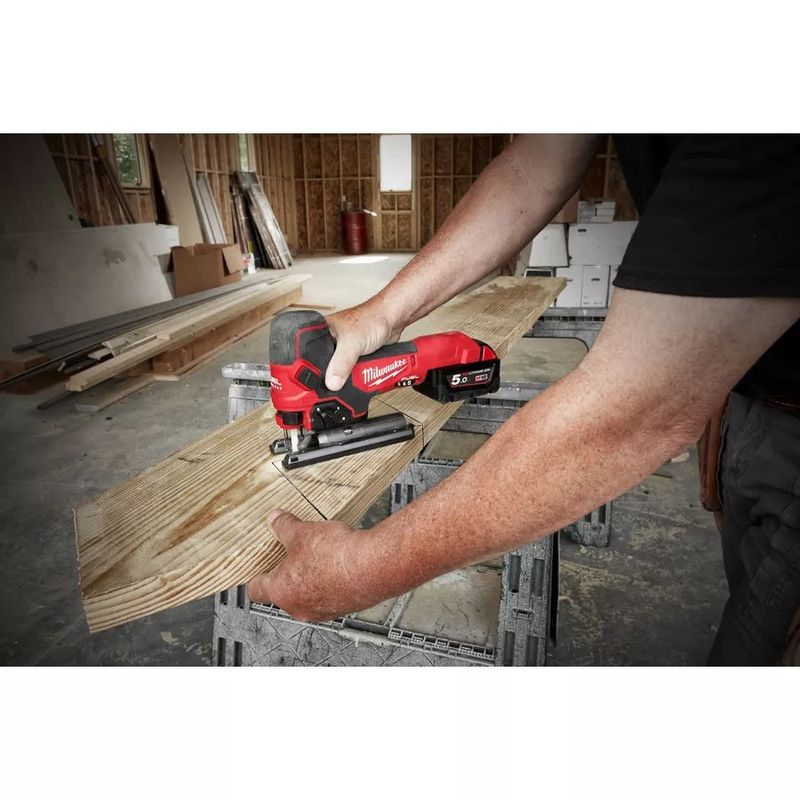 Milwaukee M18 FBJS-502X Sticksåg 18V Bodygrip (2x5,0ah)