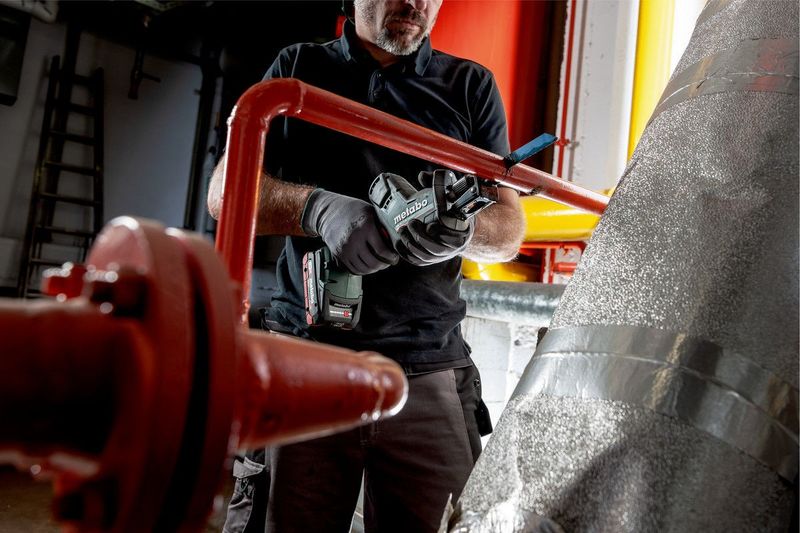 Metabo SSE 18 LTX BL COMPACT batteridriven tigersåg (utan batteri)