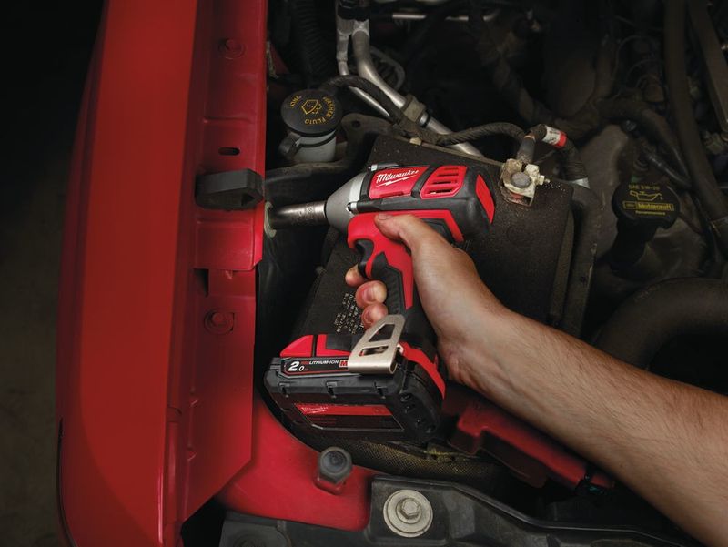 Milwaukee M18 BIW38-0 Mutterdragare 3/8" 18V (utan batterier)